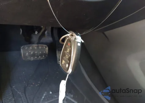 2019 Chevrolet Traverse 1Lt z USA, uszkodzony, nr VIN 1GNEVGKW0KJ153905